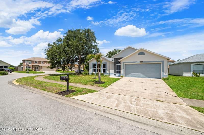 3 bedroom Single Family Residence at 1272 White Oak Circle, Magnolia Lakes Phase 1, Melbourne — photo 4
