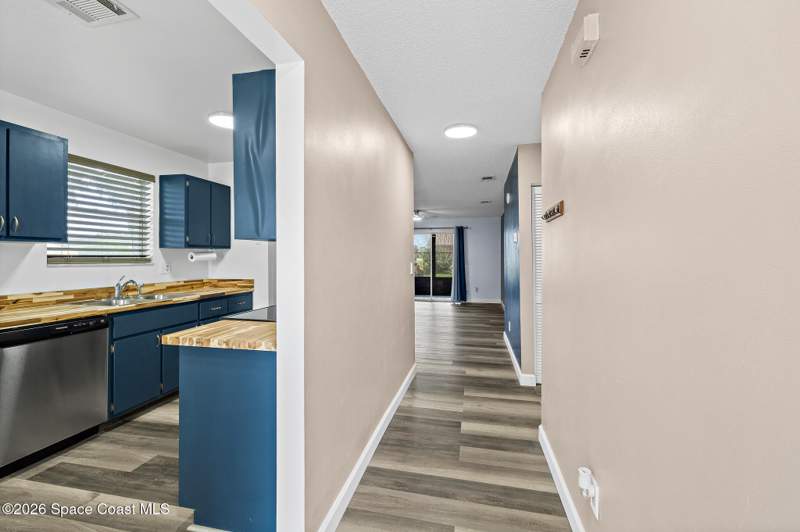2 bedroom Townhouse at 1140 Cheney Highway #H, Meadows Sec 1 The, Titusville — photo 4