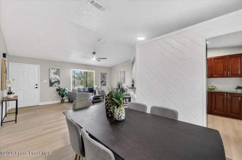 1582 Giles Street, Palm Bay FL - photo 10 of 34