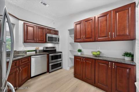 1582 Giles Street, Palm Bay FL - photo 11 of 34