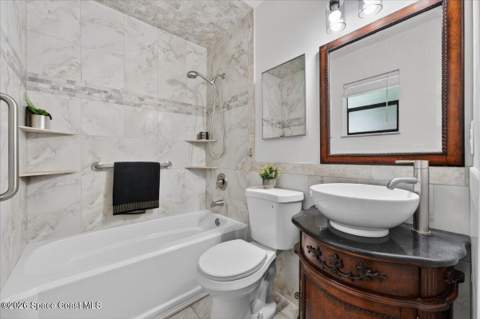 1582 Giles Street, Palm Bay FL - photo 18 of 34