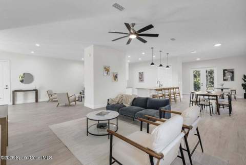 113 Crescent Street, Palm Bay FL - photo 8 of 40