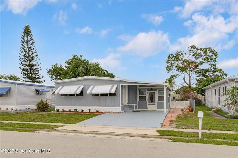 2 bedroom Manufactured Home at 1788 Big Cypress Street, Palm Bay Colony Sec 1, Palm Bay — photo 3