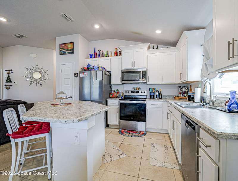 3 bedroom Single Family Residence at 694 Moment Street, Hickory Ridge, Cocoa — photo 4