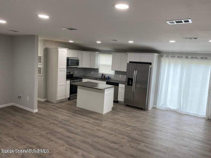3 bedroom Mobile Home at 2944 Century Oaks Circle, Century Oak Subd, Malabar — photo 5