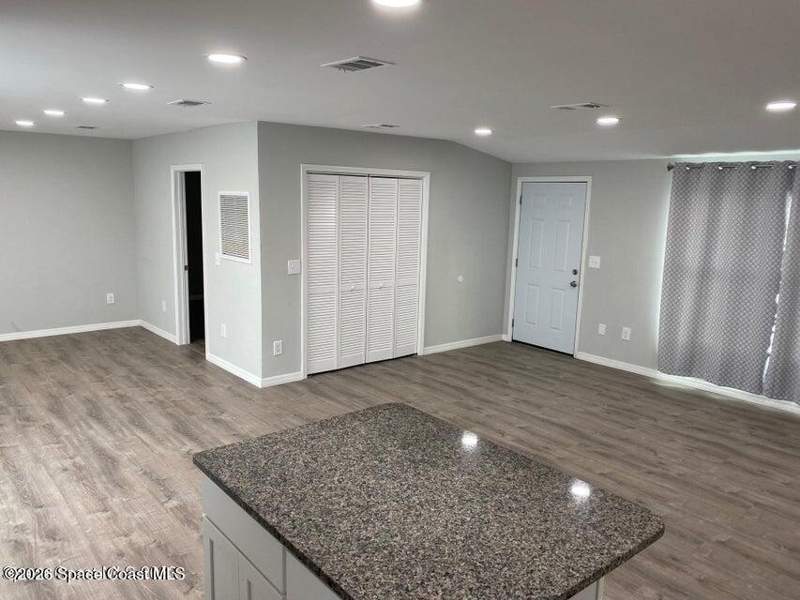 3 bedroom Mobile Home at 2944 Century Oaks Circle, Century Oak Subd, Malabar — photo 2