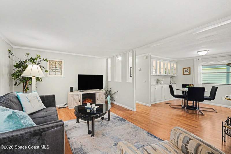 2 bedroom Manufactured Home at 4442 Twin Lakes Drive, Twin Lakes Country Homes Condo Ph 1, Melbourne — photo 5