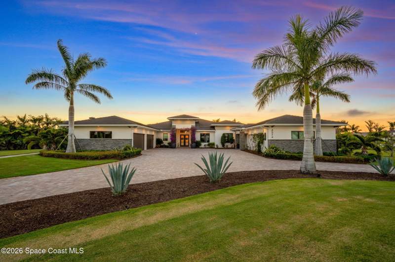 7 bedroom Single Family Residence at 4574 Milost Drive, Adelaide, Rockledge — photo 3