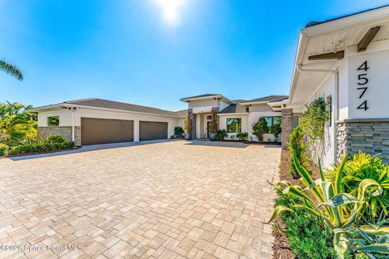 7 bedroom Single Family Residence at 4574 Milost Drive, Adelaide, Rockledge — photo 5