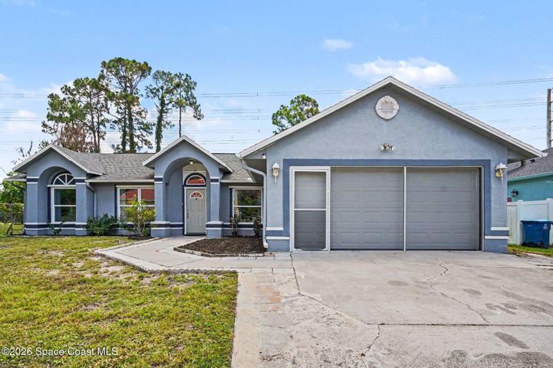 3 bedroom Single Family Residence at 1325 Glencove Avenue, Port Malabar Unit 44, Palm Bay — photo 2
