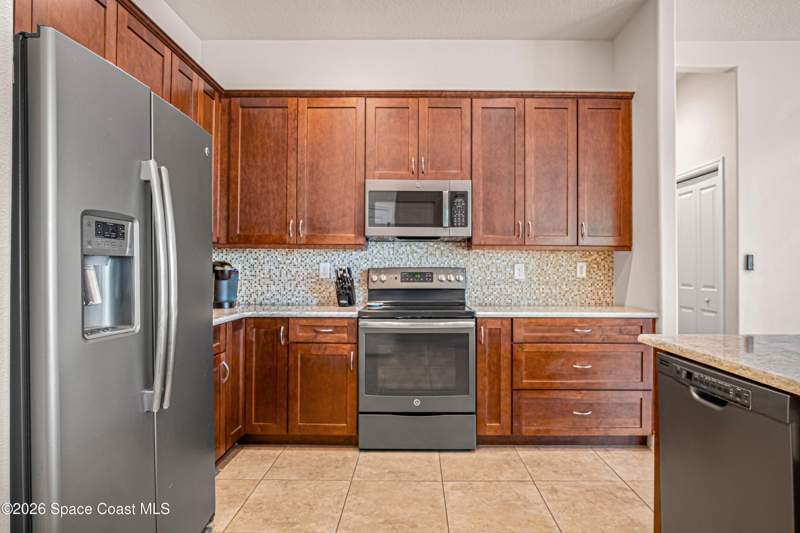 5 bedroom Single Family Residence at 2938 Sereno Pointe Drive, Sereno Pointe, Titusville — photo 4