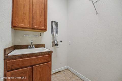 1082 Eleuthera Drive, Palm Bay FL - photo 10 of 32