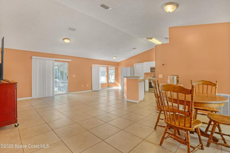 3 bedroom Single Family Residence at 938 Jettie Street, Port Malabar Unit 8, Palm Bay — photo 4