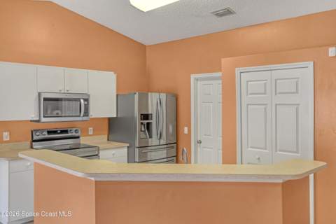 938 Jettie Street, Palm Bay FL - photo 13 of 30