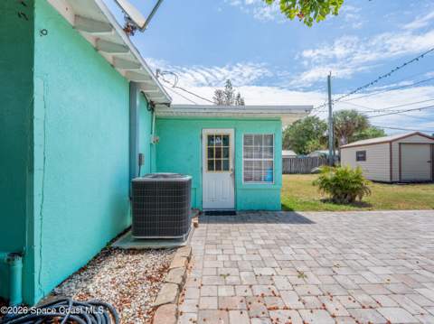 211 Avenida De Paz, Indialantic FL - photo 22 of 37