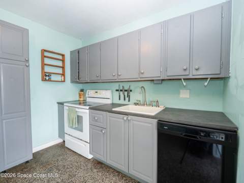 211 Avenida De Paz, Indialantic FL - photo 15 of 37