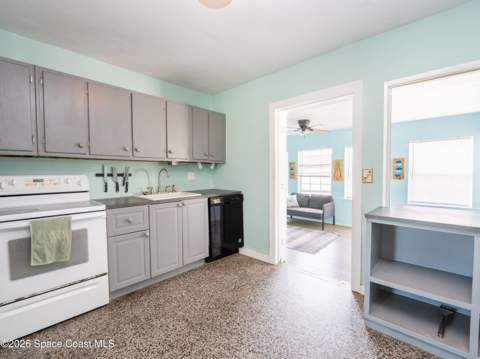 211 Avenida De Paz, Indialantic FL - photo 13 of 37