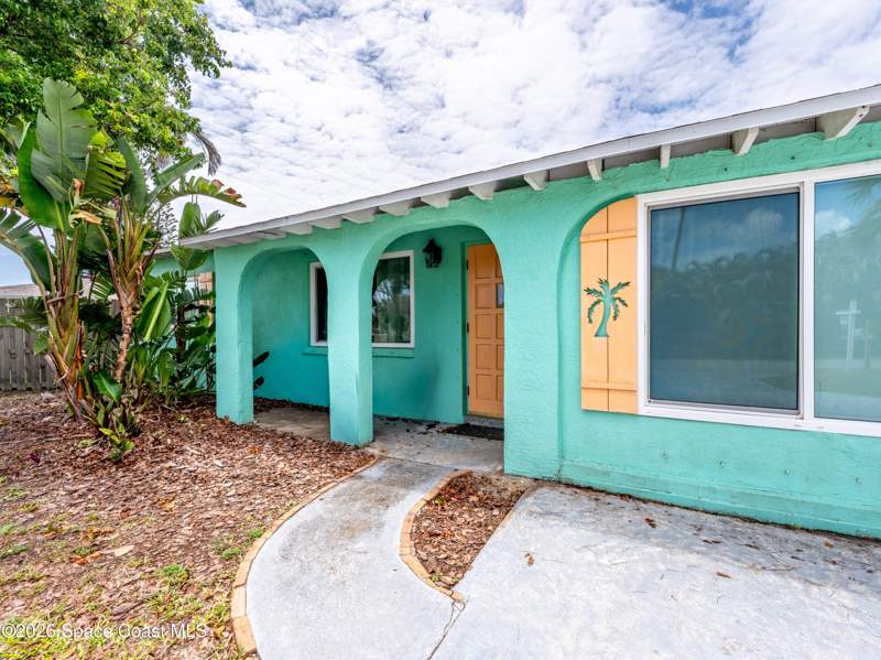 3 bedroom Single Family Residence at 211 Avenida De Paz, Ocean Park 2nd Addn To, Indialantic — photo 3