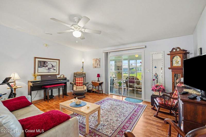 2 bedroom Manufactured Home at 354 Outer Drive, NorthwestLakes Condo Ph Vii, Cocoa — photo 5