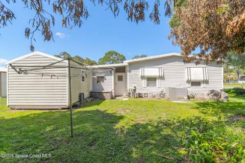 320 Holiday Park Boulevard, Palm Bay FL - photo 17 of 47