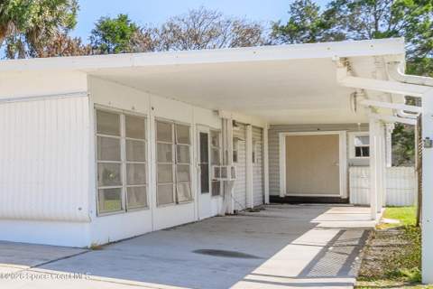 320 Holiday Park Boulevard, Palm Bay FL - photo 8 of 44