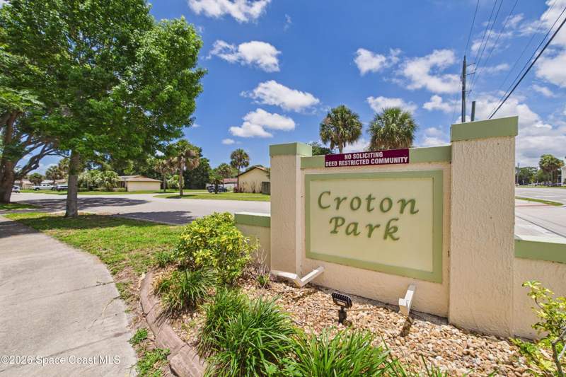 3 bedroom Single Family Residence at 1964 W Shores Road, Croton Park Unit 1, Melbourne — photo 3