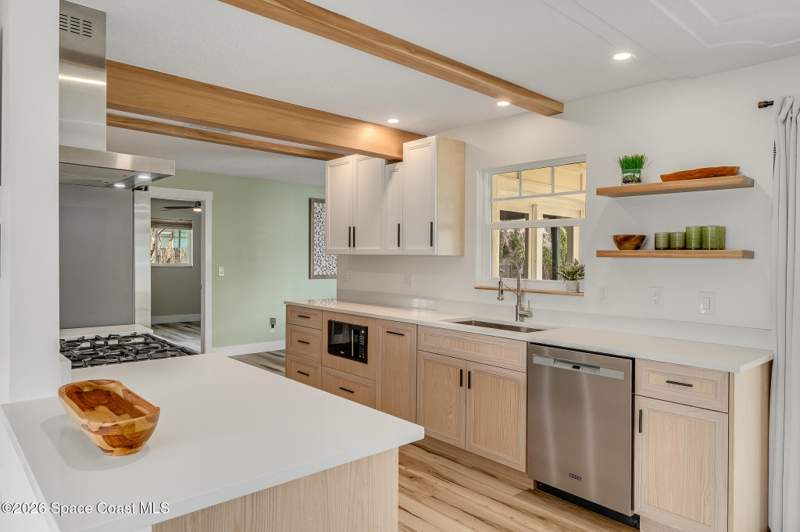 3 bedroom Single Family Residence at 390 Ursa Avenue, Diana Shores Unit No 2, Merritt Island — photo 4