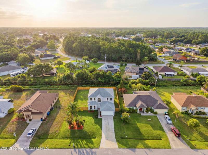 4 bedroom Single Family Residence at 518 Sauders Road, Port Malabar Unit 50, Palm Bay — photo 2