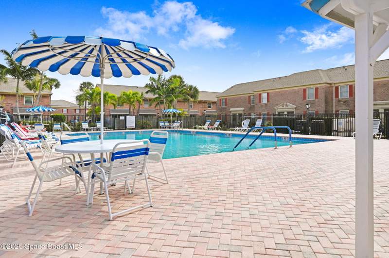 3 bedroom Condominium at 152 E East Colonial Court Court #84, The Jamestown Condo, Indian Harbour Beach — photo 4