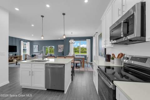 907 Castleford Avenue, Palm Bay FL - photo 21 of 48