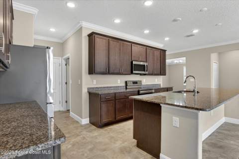 4690 Hebron Drive, Merritt Island FL - photo 15 of 72