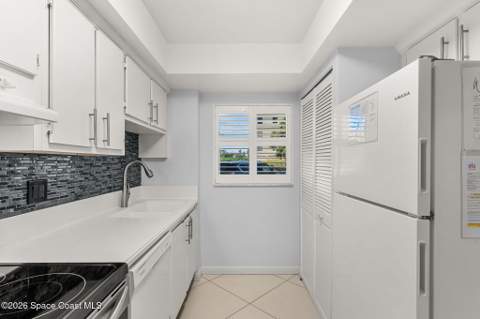 7520 Ridgewood Avenue #104, Cape Canaveral FL - photo 16 of 45