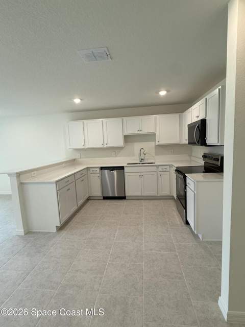 962 SW Richmond Circle, Palm Bay FL - photo 6 of 9