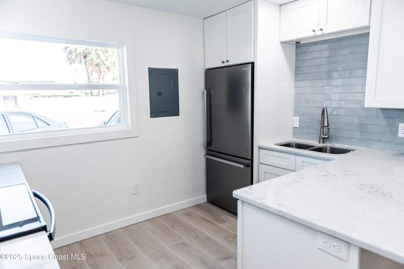 1 bedroom Condominium at 7165 Ridgewood Avenue #Unt3, Avon By The Sea, Cape Canaveral — photo 5