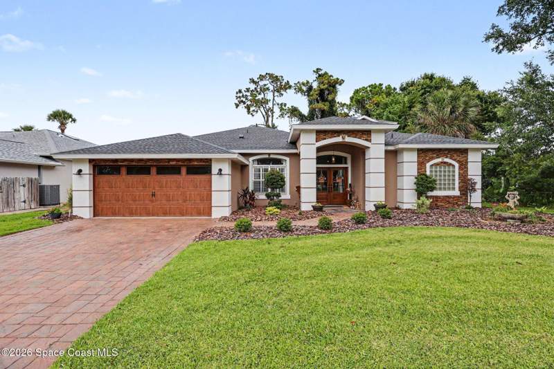 4 bedroom Single Family Residence at 663 Sheridan Woods Drive, Melbourne, Melbourne — photo 3