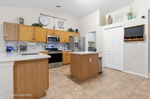 3015 Hackensack Avenue, Palm Bay FL - photo 24 of 55