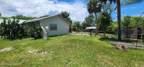 6870 Crepe Myrtle Drive, Grant FL - photo 10 of 79