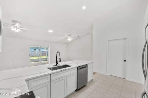 709 Haryestor Avenue, Palm Bay FL - photo 14 of 42