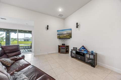 4398 Lago Vista Drive, Micco FL - photo 16 of 41
