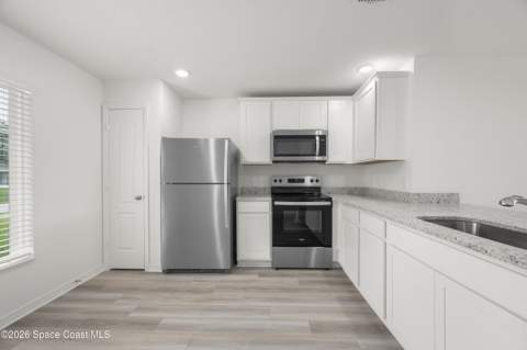 526 Black Horse Street, Palm Bay FL - photo 6 of 22