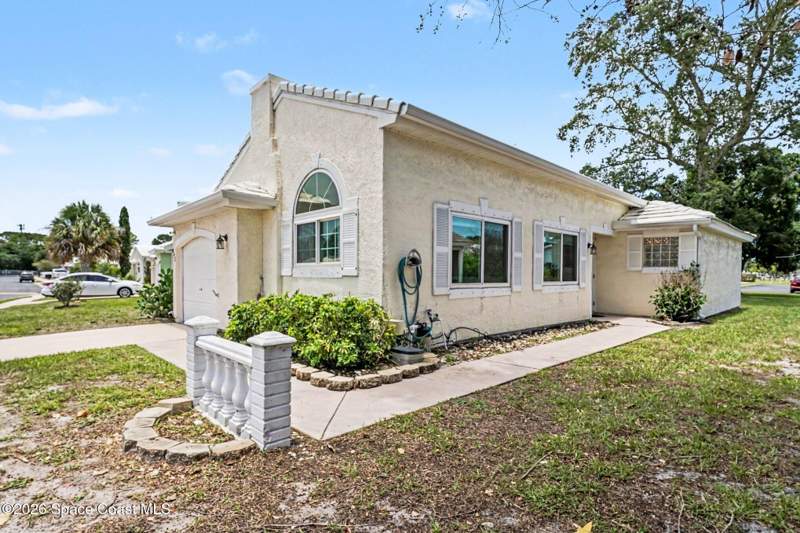 3 bedroom Single Family Residence at 882 Wateroak Drive, Port Malabar Unit 59, Palm Bay — photo 3