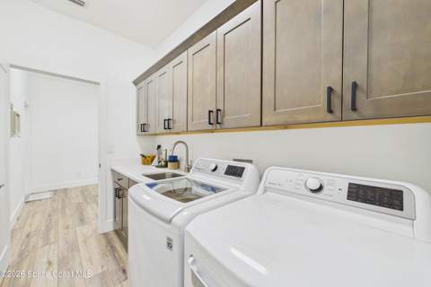 424 Krassner Drive, Palm Bay FL - photo 16 of 76