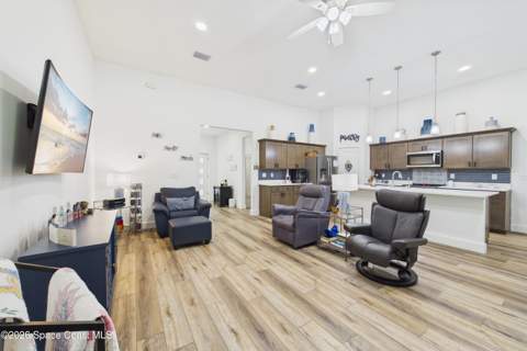 424 Krassner Drive, Palm Bay FL - photo 21 of 76