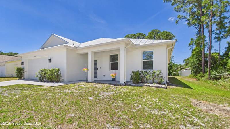 4 bedroom Single Family Residence at 424 Krassner Drive, Port Malabar Unit 39, Palm Bay — photo 4