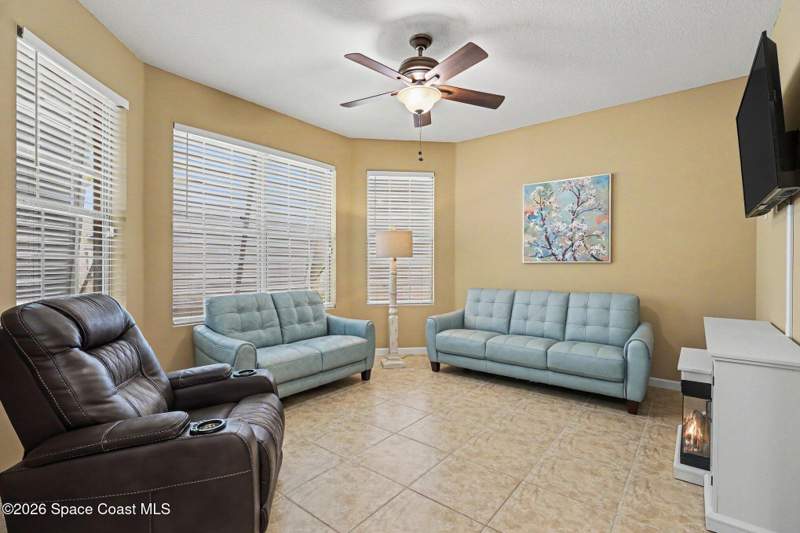 4 bedroom Single Family Residence at 236 Grouper Circle, Coral Key, Palm Bay — photo 5