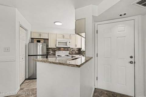 1801 Island Club Drive #577, Melbourne FL - photo 6 of 20