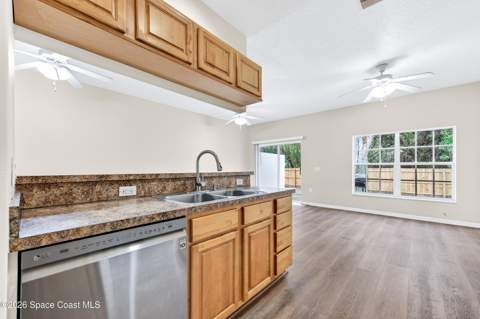 137 Anchorage Avenue #4, Cape Canaveral FL - photo 13 of 30