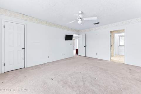 215 Dogwood Avenue, Melbourne Beach FL - photo 19 of 40
