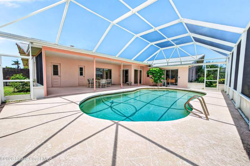 4 bedroom Single Family Residence at 215 Dogwood Avenue, Melbourne Beach S, Melbourne Beach — photo 5