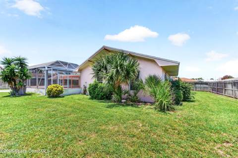 215 Dogwood Avenue, Melbourne Beach FL - photo 9 of 40